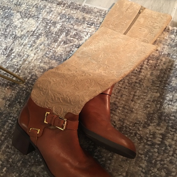 Ralph Lauren riding boots like new - Picture 2 of 3